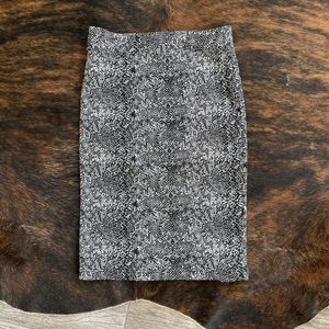 Badgley Mischka snake skin print pencil skirt